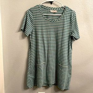 Logo by Lori Goldstein striped pocket tee